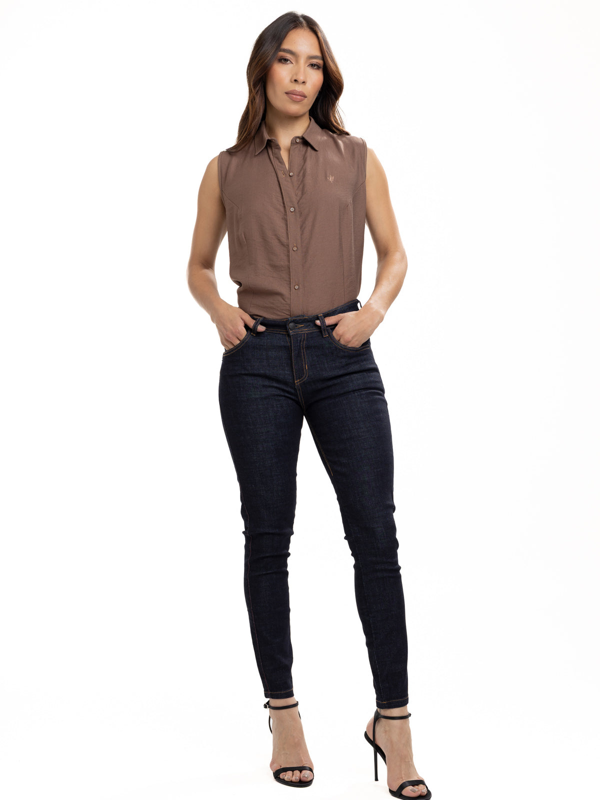 Jean Femenino | Azul Industrial Oscuro Tache Negro Cuero Boca de Bolsillo Derecho — foto 2