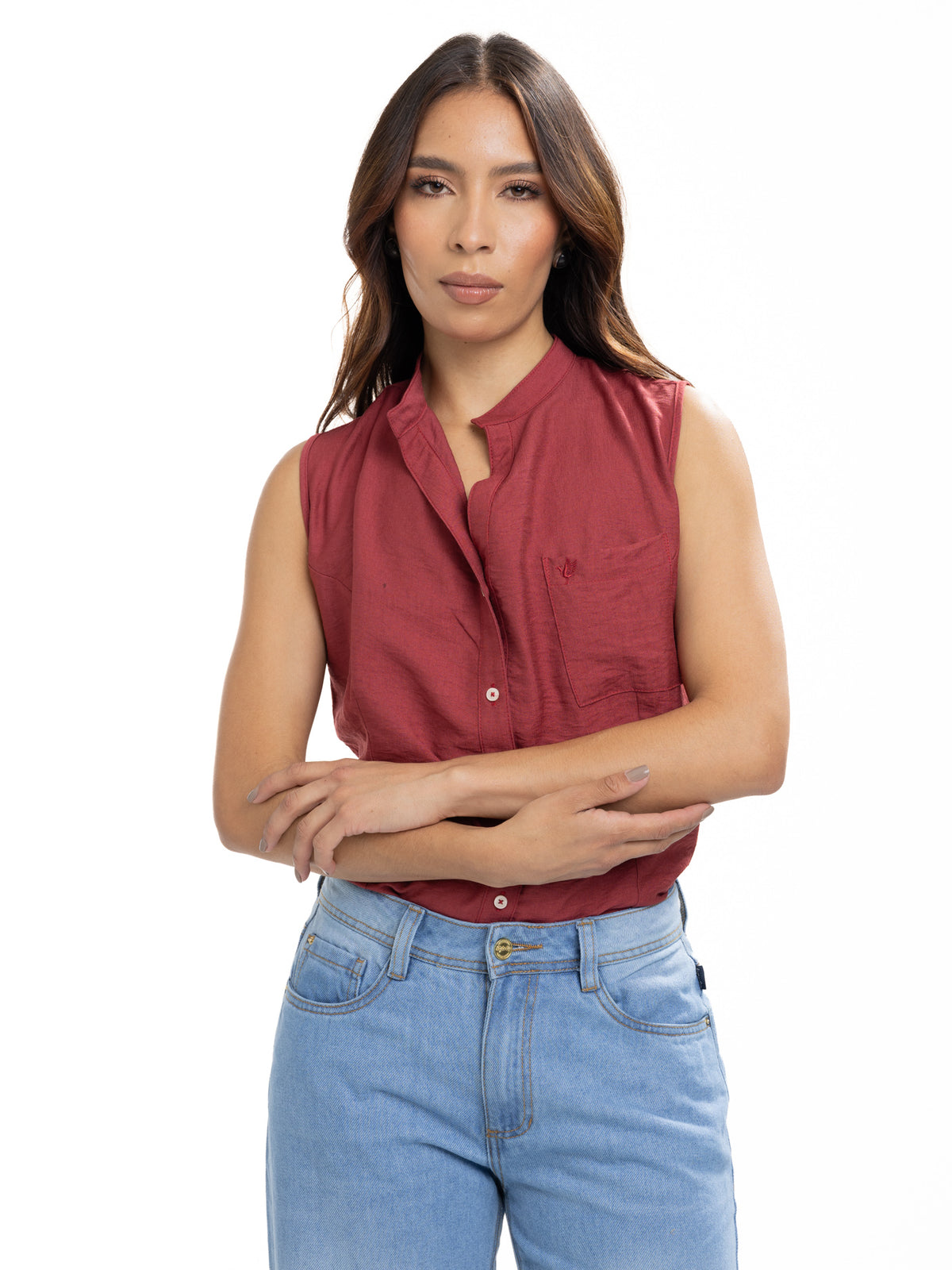 Blusa Femenina sin Mangas | Vinotinto con Cuello Nerú, vista 2