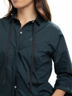 Blusa Femenina Manga Larga | Verde Botella y Cinta Negra en Cuello, vista 4