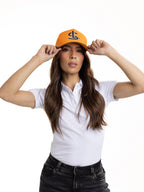 Gorra Unisex | Naranja en Tela con Iniciales en Negro