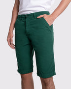 Bermuda para hombre color verde botella