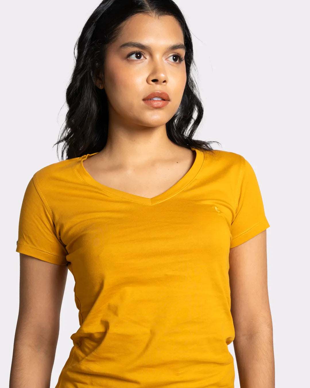 Camiseta básica mujer manga corta cuello V