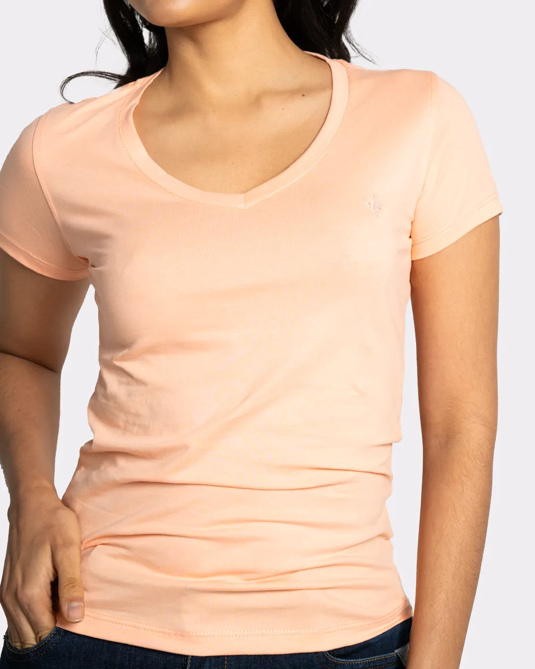 Camiseta básica mujer manga corta cuello V