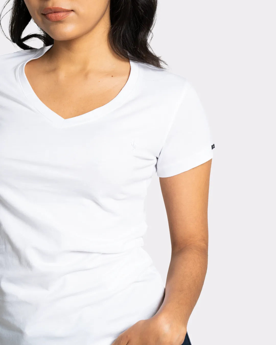 Camiseta básica mujer manga corta cuello V