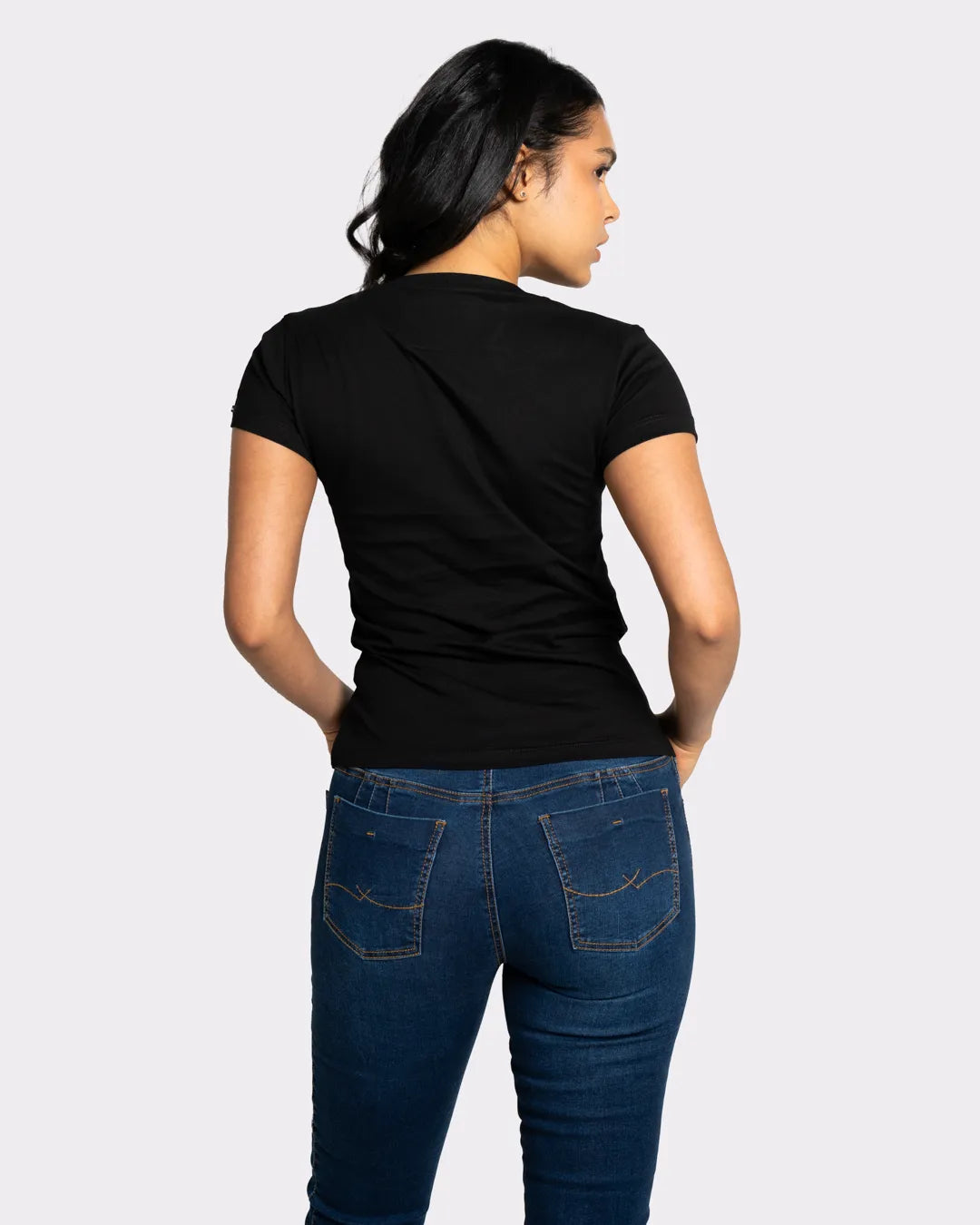 Camiseta básica de mujer manga corta cuello V