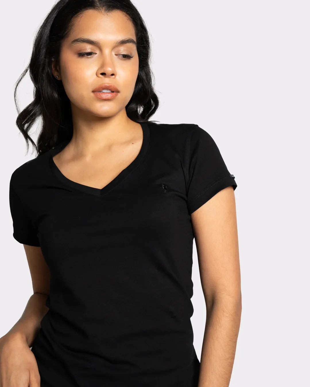 Camiseta básica de mujer manga corta cuello V