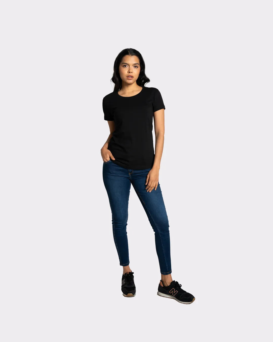 Camiseta básica de mujer manga corta cuello redondo