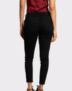 Jean de mujer tiro medio slim color negro bolner