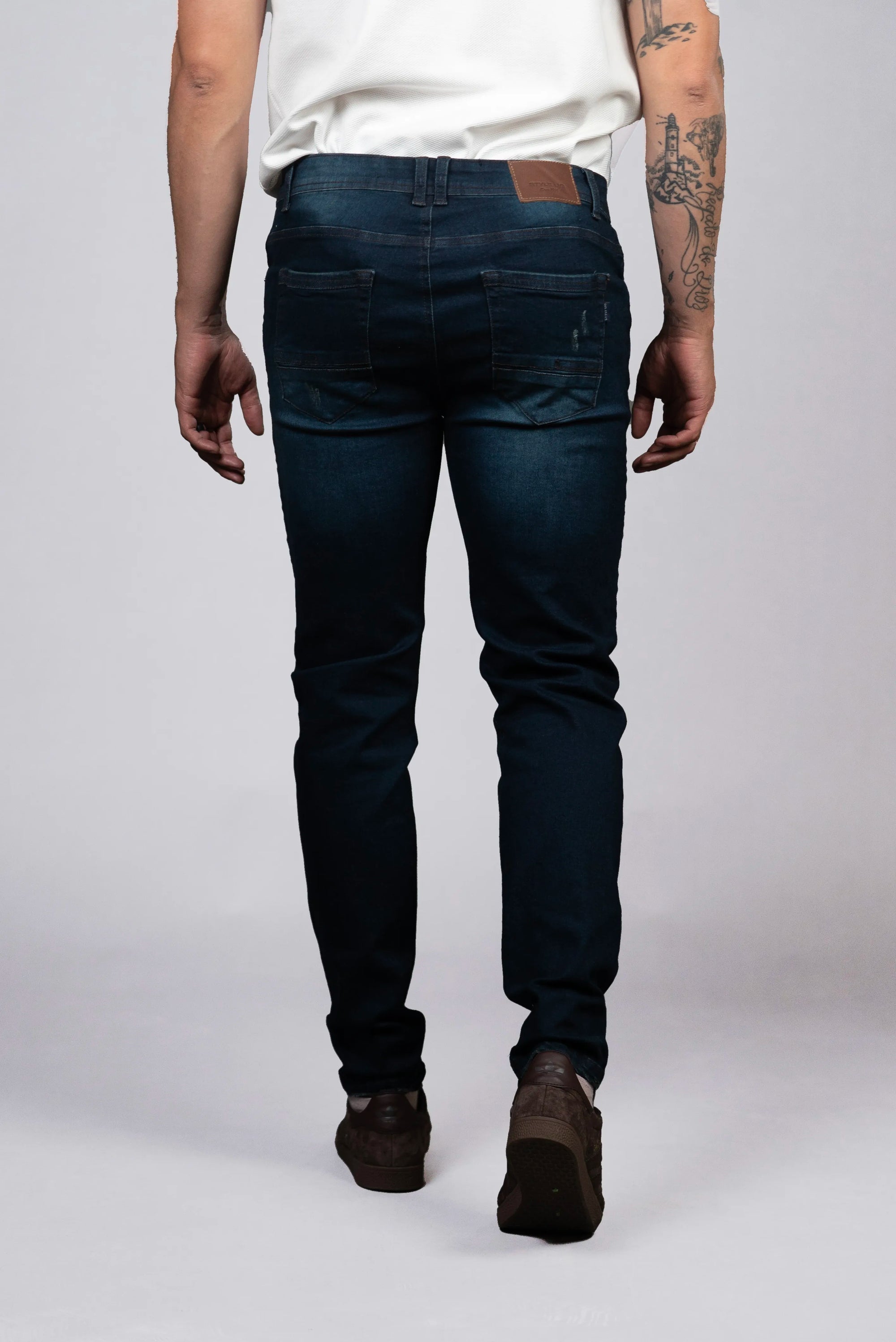 Jeans Rotos con Efecto Desgastado