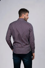 Camisa de Cuadros Vinotinto con Detalles en Blanco