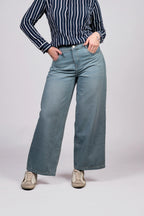 Pantalón de Corte Amplio