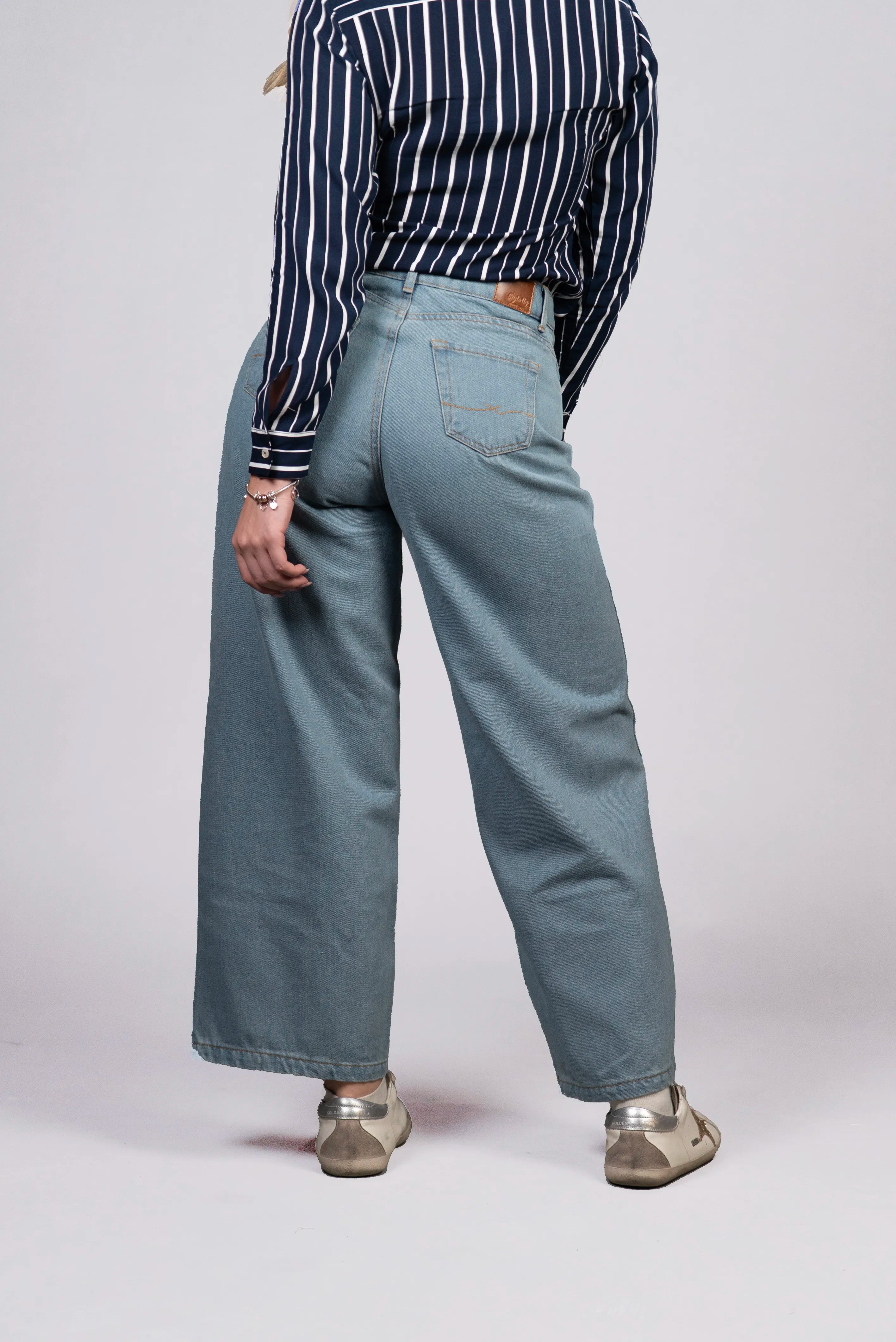 Pantalón de Corte Amplio