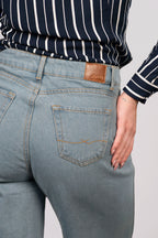 Pantalón de Corte Amplio