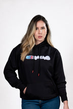 Hoodie Negro con Estampado y Detalles en Rojo (Mujer)