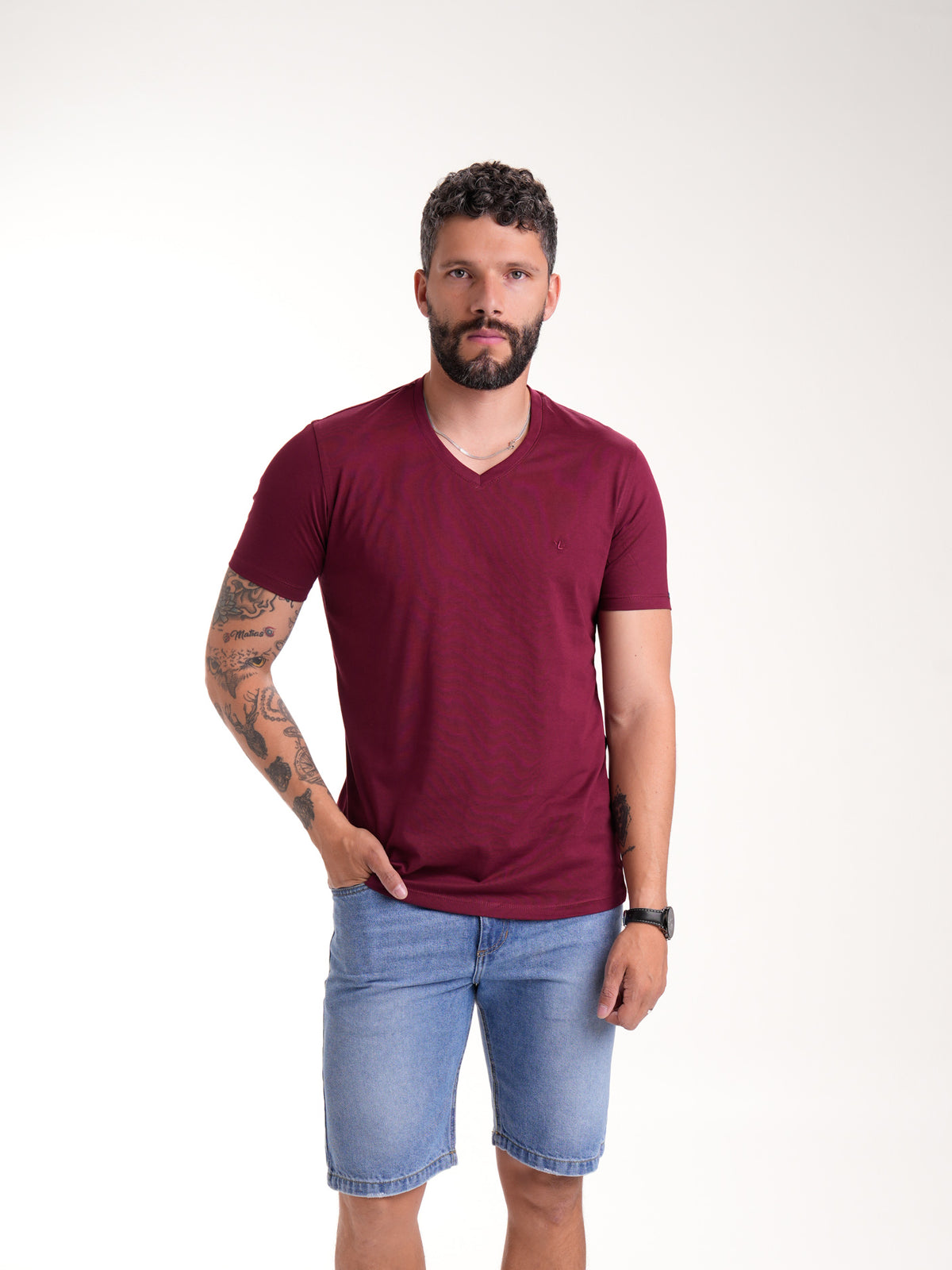 Camiseta Básica Masculina | Vinotinto — foto 1