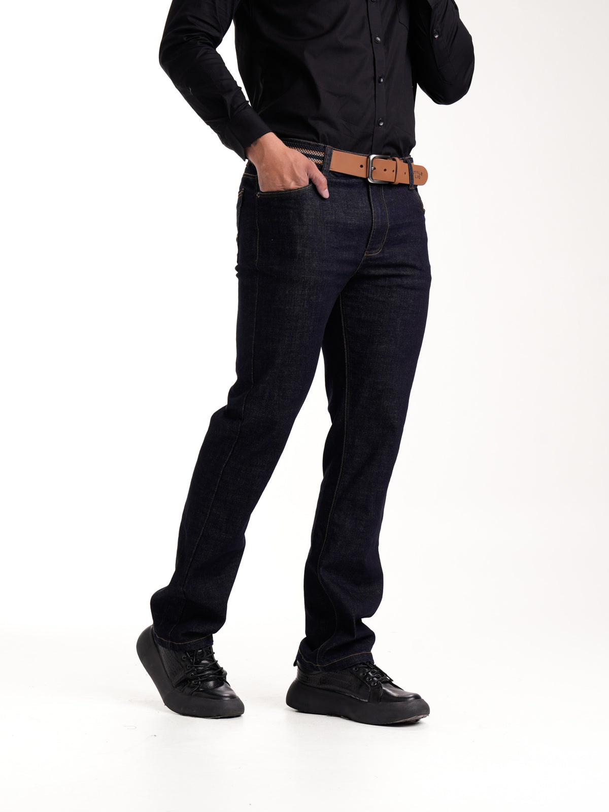 Jean Masculino | Azul Industrial Oscuro Correa Azul Oscuro Beige Mostaza Clásico