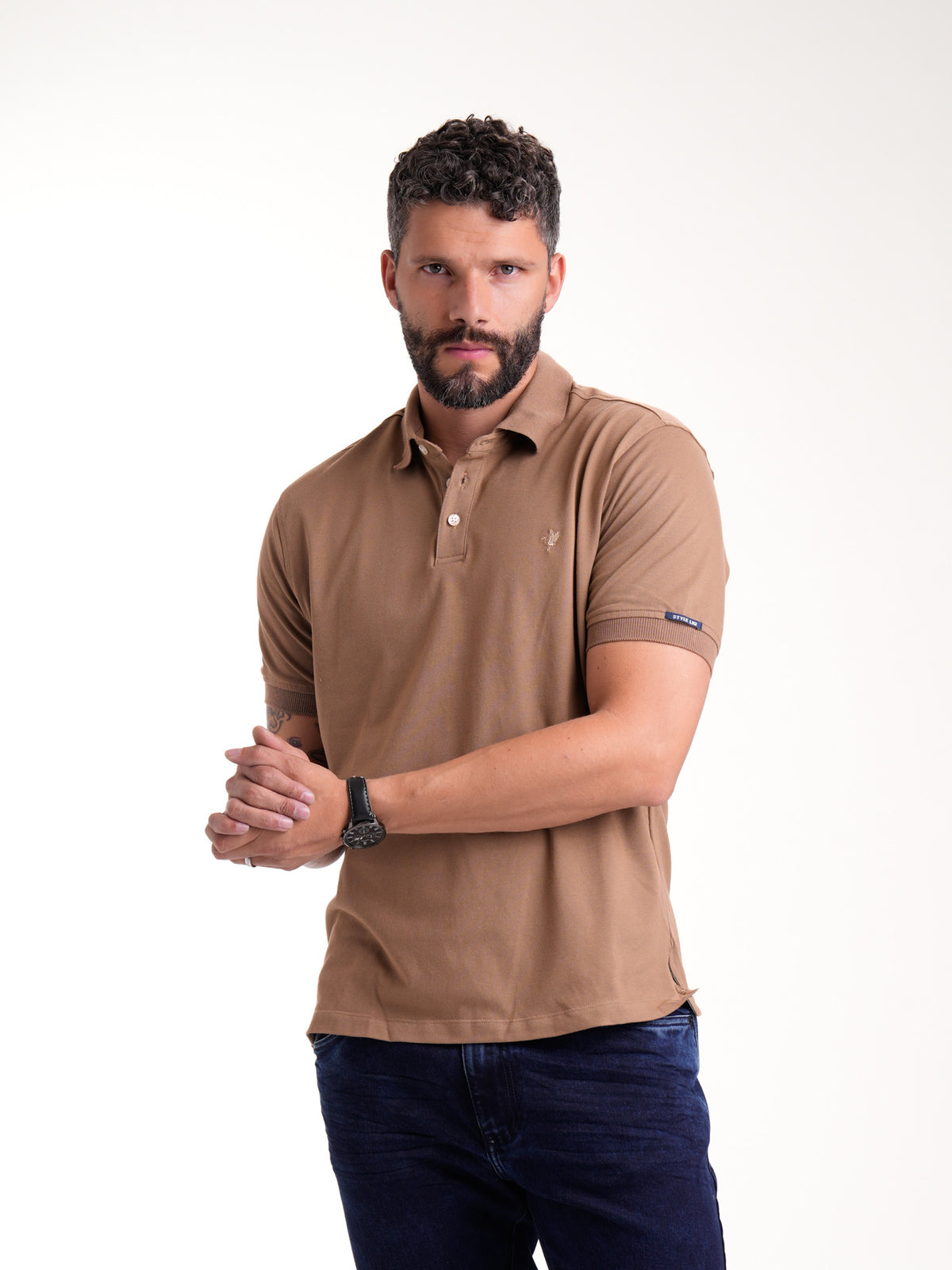 Polo Básico Masculino | Café Oscuro