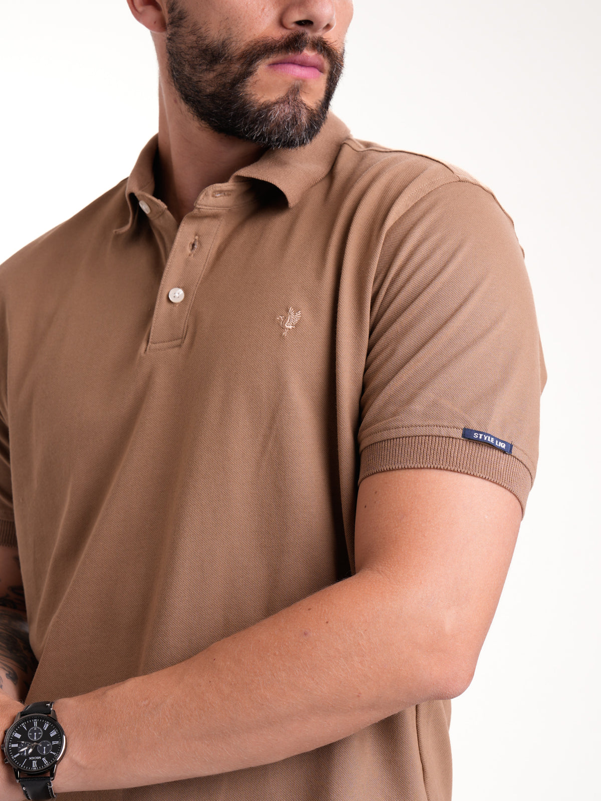 Polo Básico Masculino | Café Oscuro