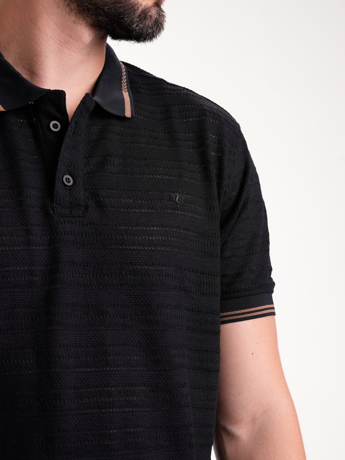 Polo Moda Masculino | Negro Texturizado con Franja Café — foto 6