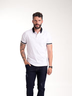 Polo Moda Masculino | Blanco con Cuello Negro y Línea Blanca, vista 1