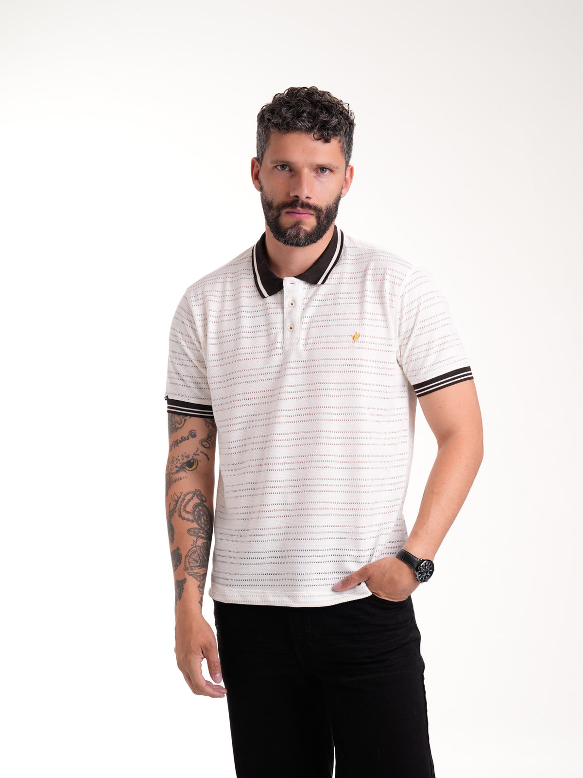 Polo Moda Masculino | Hueso Texturizado con Cuello Café