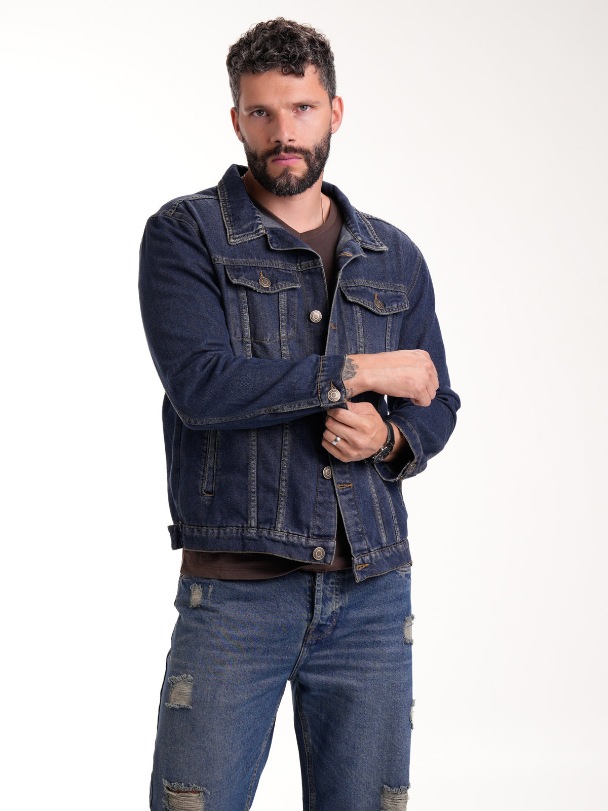 Chaqueta Masculina | Denim Azul Oscuro Botones Bronce Verdoso y Placa en el Bolsillo Izquierdo