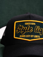 Gorra Unisex | Negra en Malla con Logo en Letras Negras
