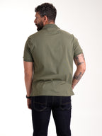 Polo de hombre verde militar, vista adicional