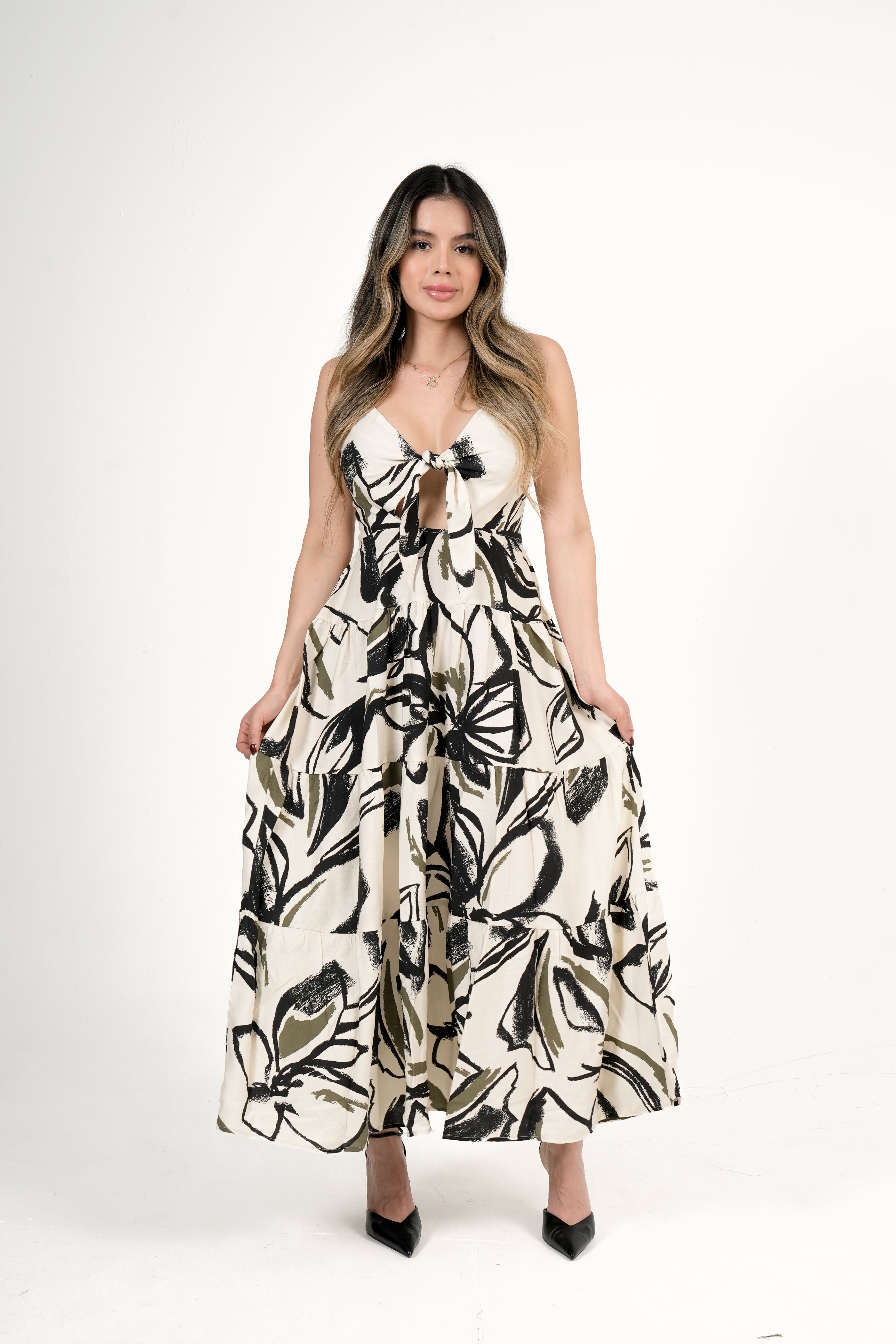 Vestido Femenino Midi | Algodón Premium Estampado Floral Blanco y Negro