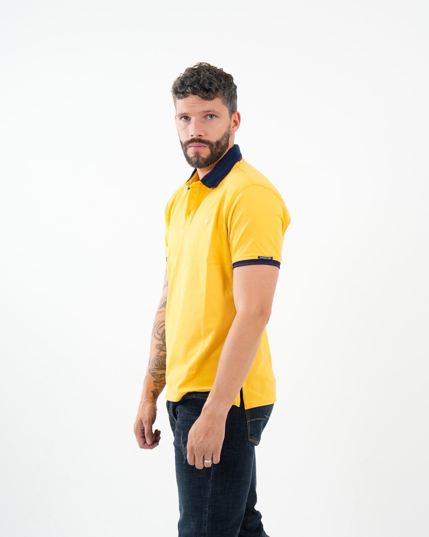Polo Masculino Manga Corta | Algodón Premium Amarillo con Cuello Marino