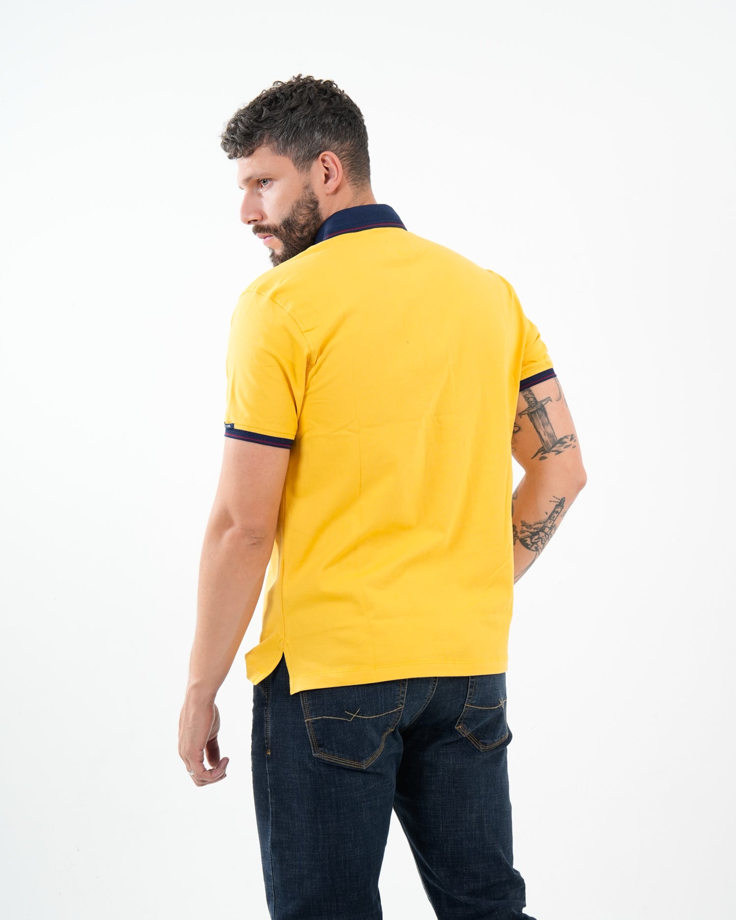Polo Masculino Manga Corta | Algodón Premium Amarillo con Cuello Marino