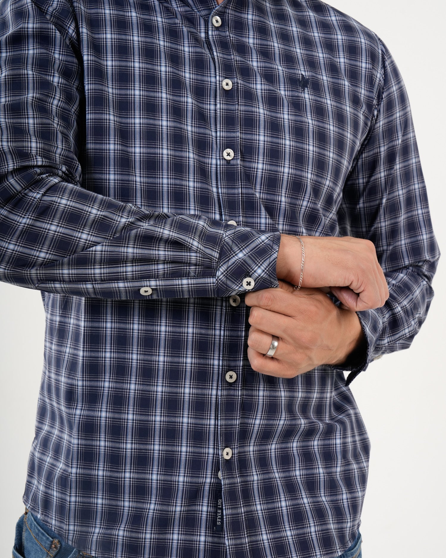Camisa Masculina Manga Larga | Algodón Premium a Cuadros Azul Marino y Blanco