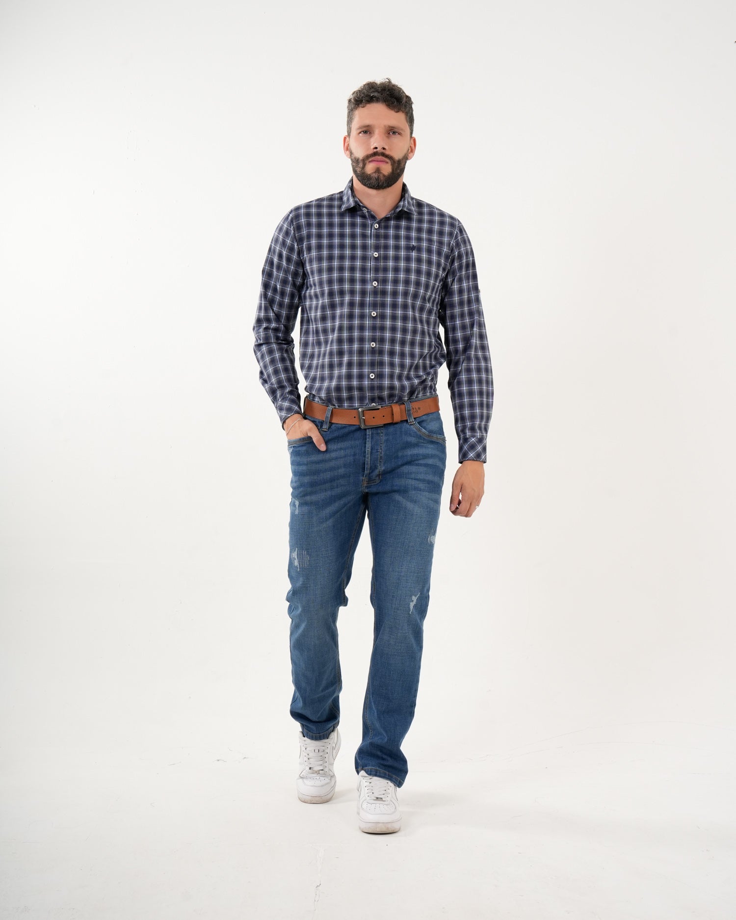 Jean Masculino Straight Fit | Denim Premium Azul Medio con Rotos