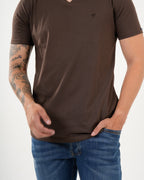 Camiseta Masculina Manga Corta | Algodón Premium Marrón Chocolate Escote V