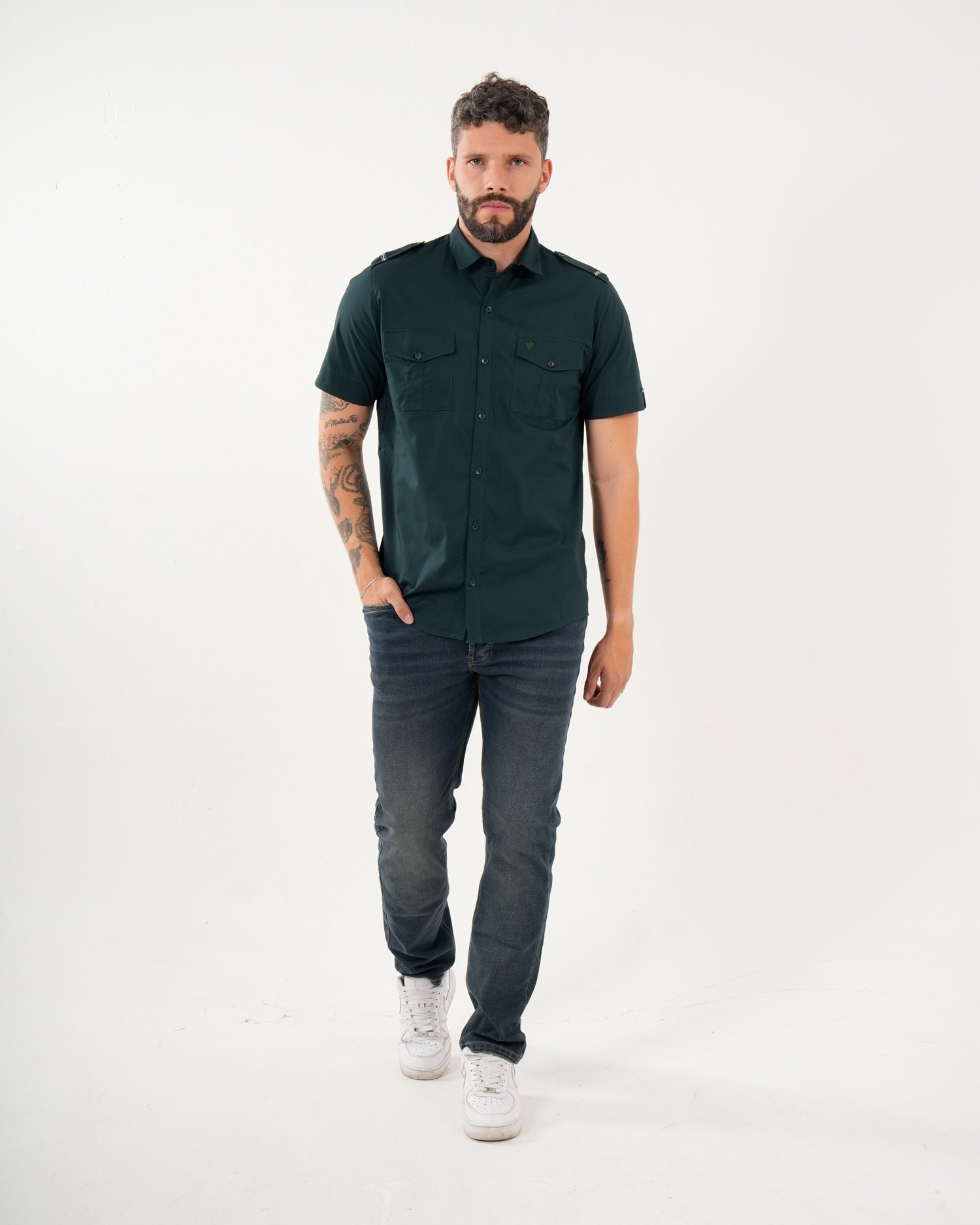 Camisa Masculina Manga Corta | Algodón Premium Verde Oscuro con Bolsillos
