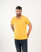 Polo Masculino Manga Corta | Algodón Premium Amarillo con Ribete Negro
