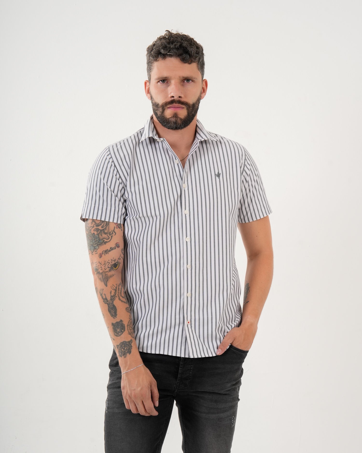 Camisa Masculina Manga Corta | Algodón Premium a Rayas Gris y Blanco