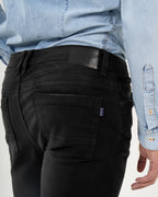 Jean Masculino Straight Fit | Denim Premium Negro con Rotos Estratégicos