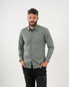 Camisa Masculina Manga Larga | Algodón Premium Gris Verdoso con Logotipo Bordado