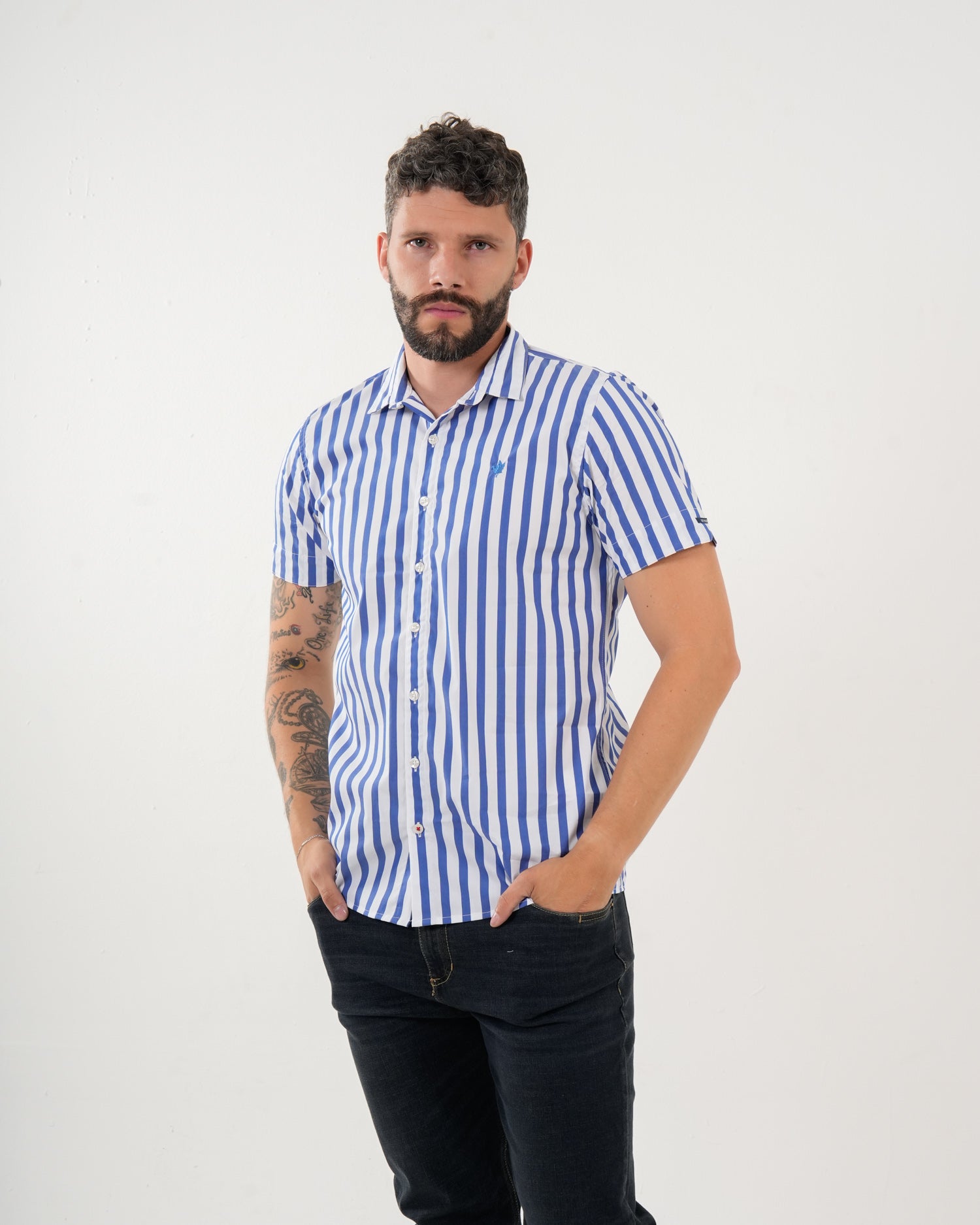 Camisa Masculina Manga Corta | Algodón Premium a Rayas Azul Royal y Blanco