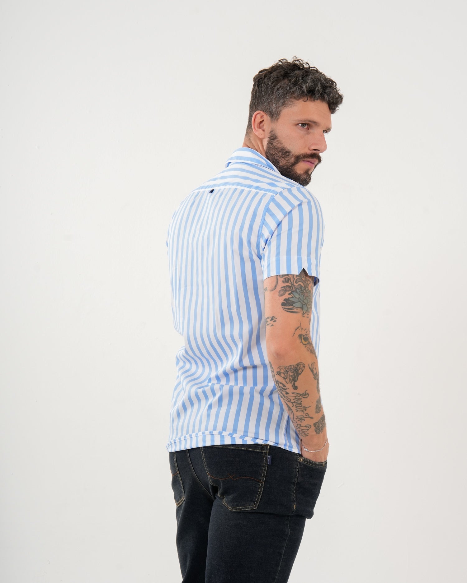 Camisa Masculina Manga Corta | Algodón Premium a Rayas Azul Claro y Blanco