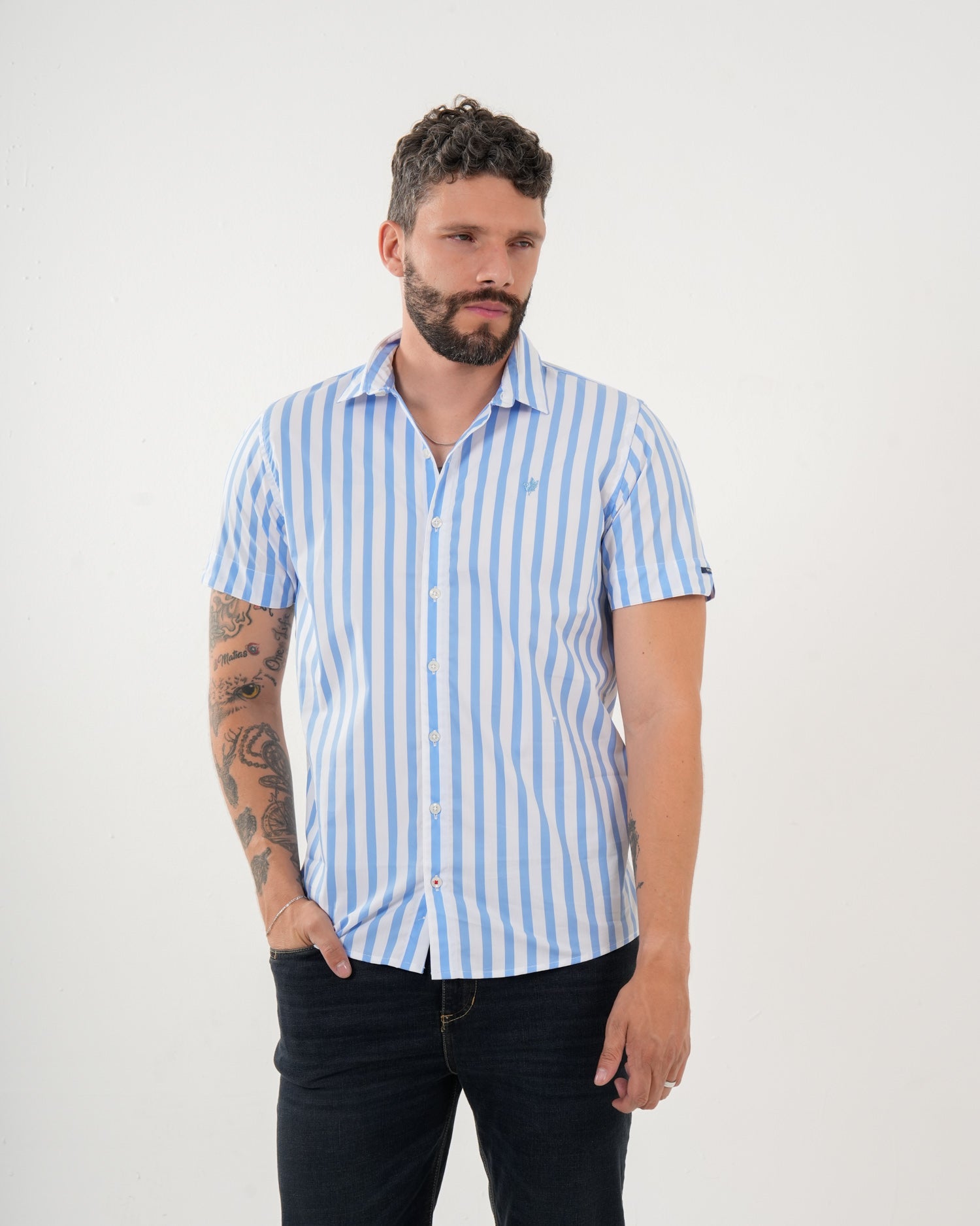 Camisa Masculina Manga Corta | Algodón Premium a Rayas Azul Claro y Blanco