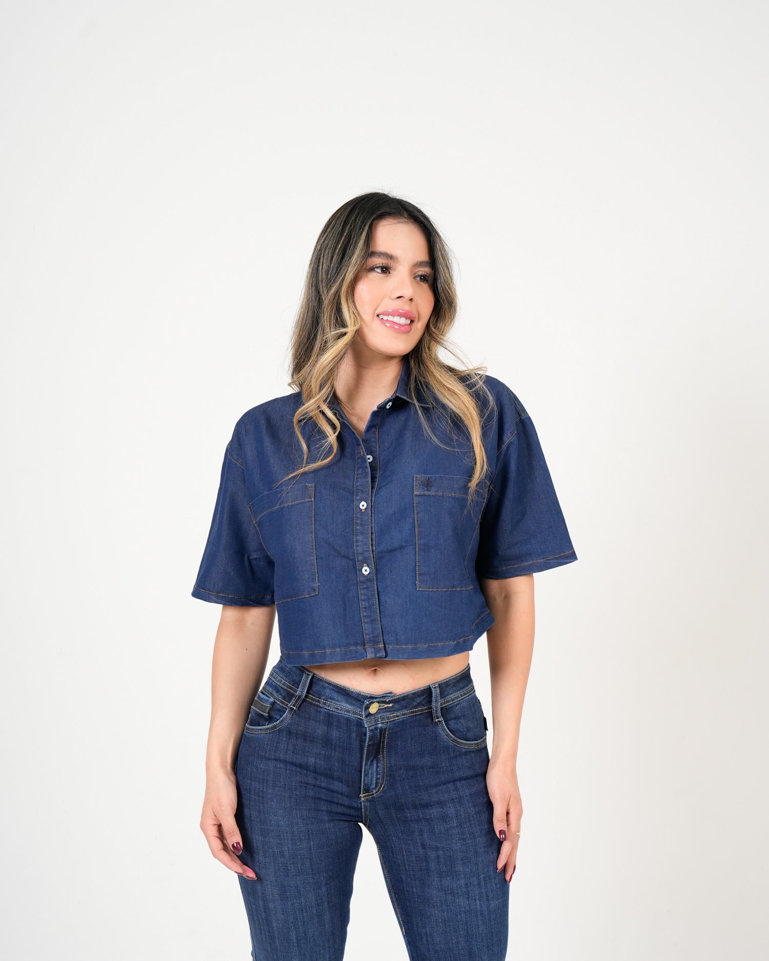 Camisa Crop Denim Azul | Diseño Premium Cropped