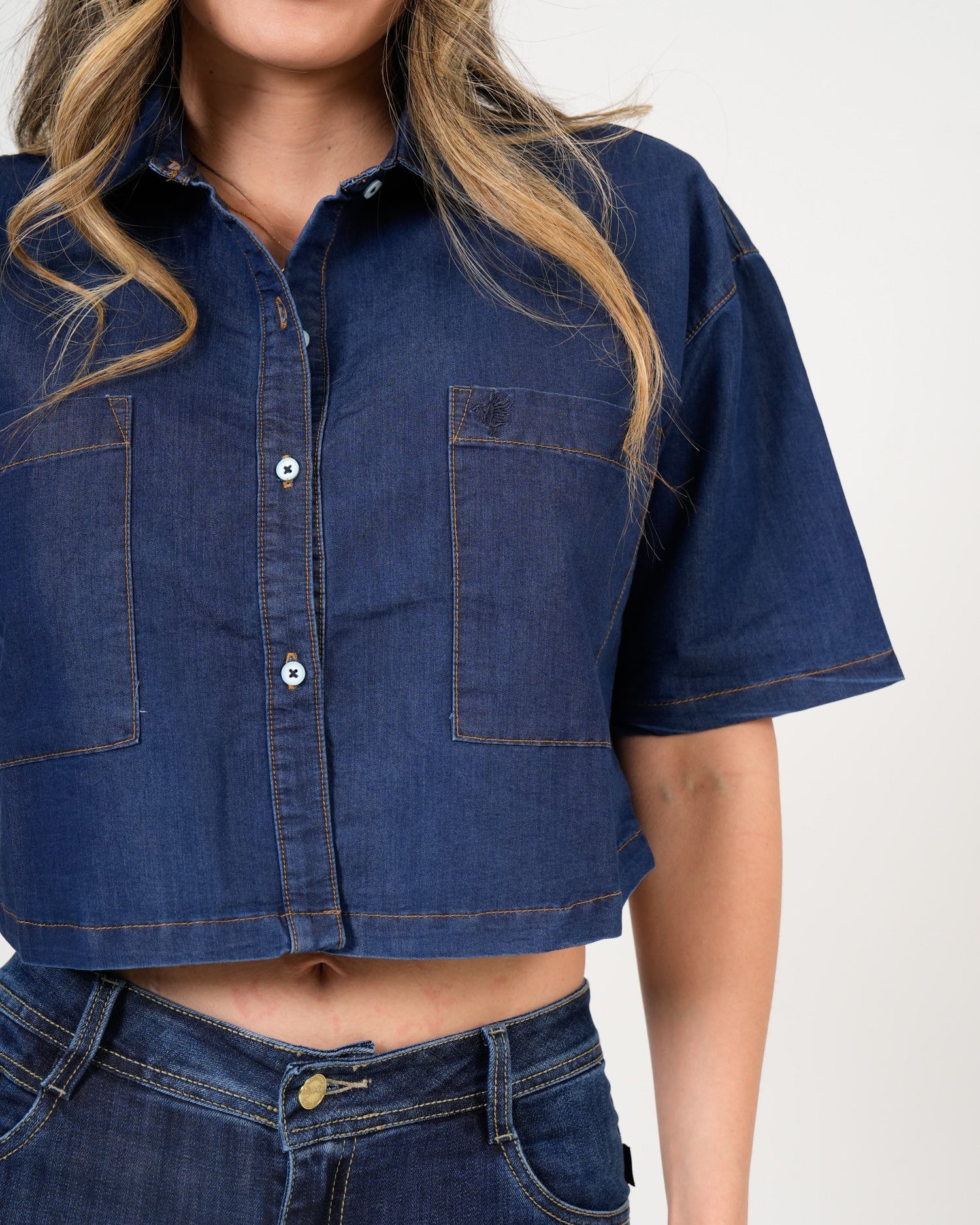 Camisa Crop Denim Azul | Diseño Premium Cropped