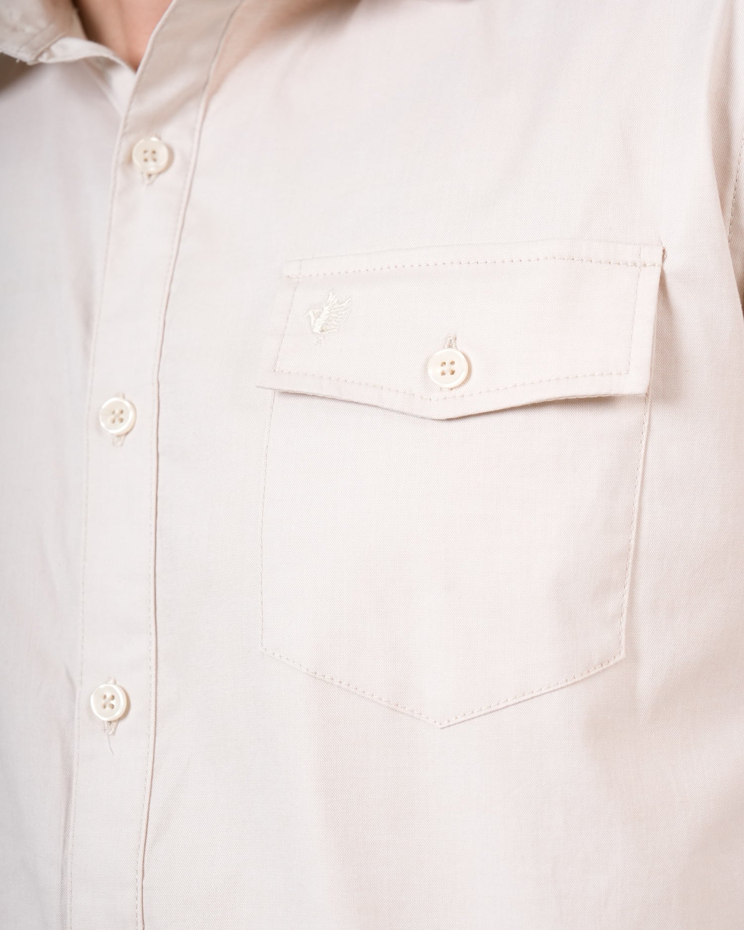 Camisa de Manga Larga Crema | Diseño Premium Clásico