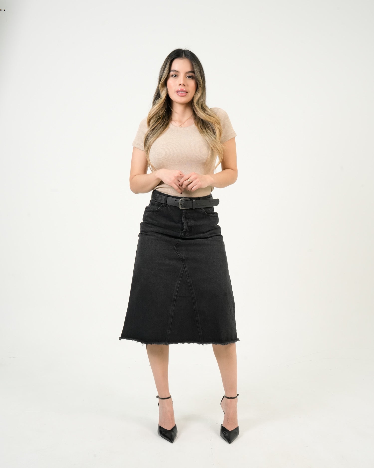 Falda Denim Negro Midi | Diseño Premium Deshilachado