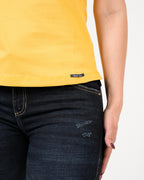 Polo Femenino Manga Corta | Algodón Premium Amarillo con Ribete Negro