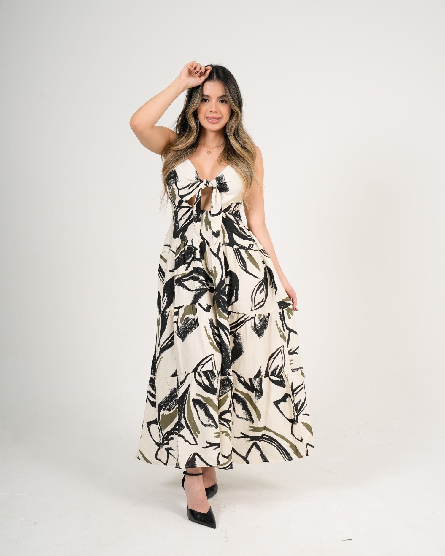 Vestido Femenino Midi | Algodón Premium Estampado Floral Blanco y Negro