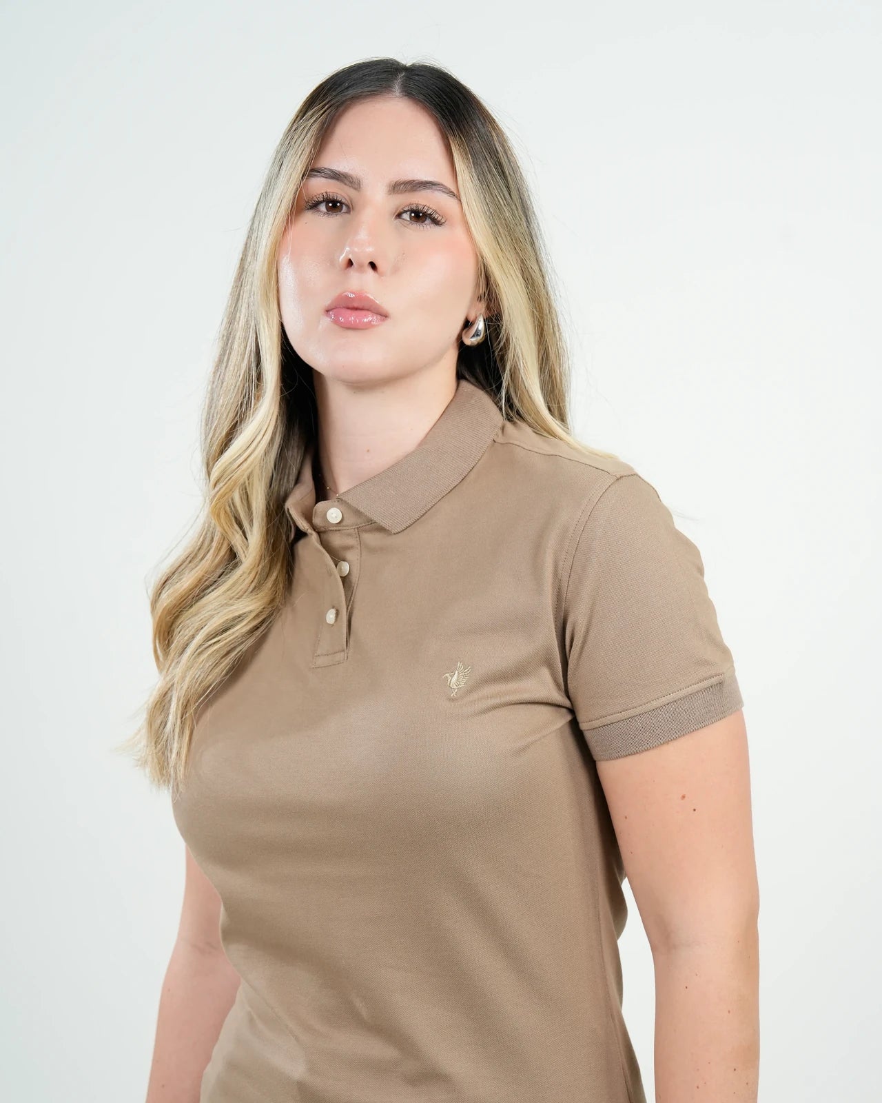 Polo Mujer Beige Clásico