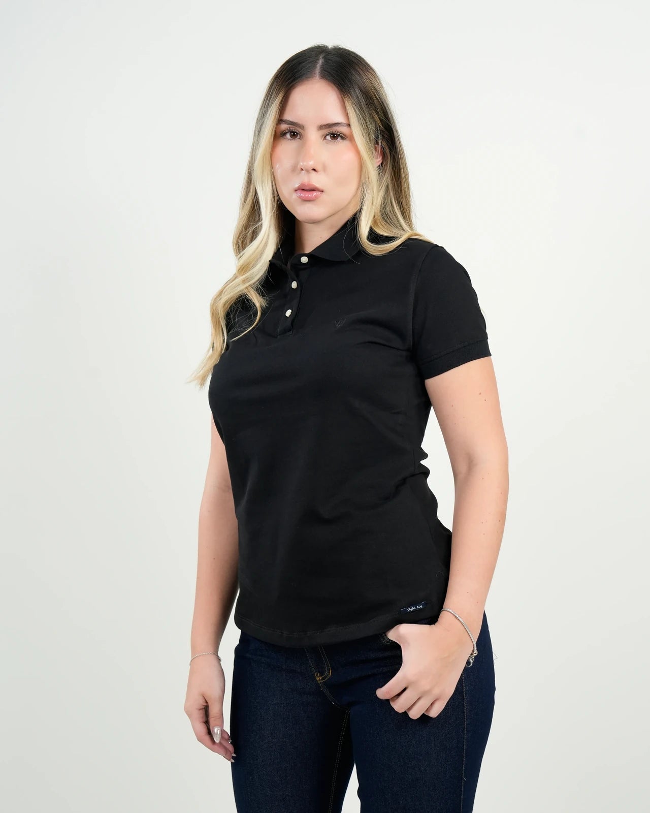 Polo Mujer Negro "Timeless Black"